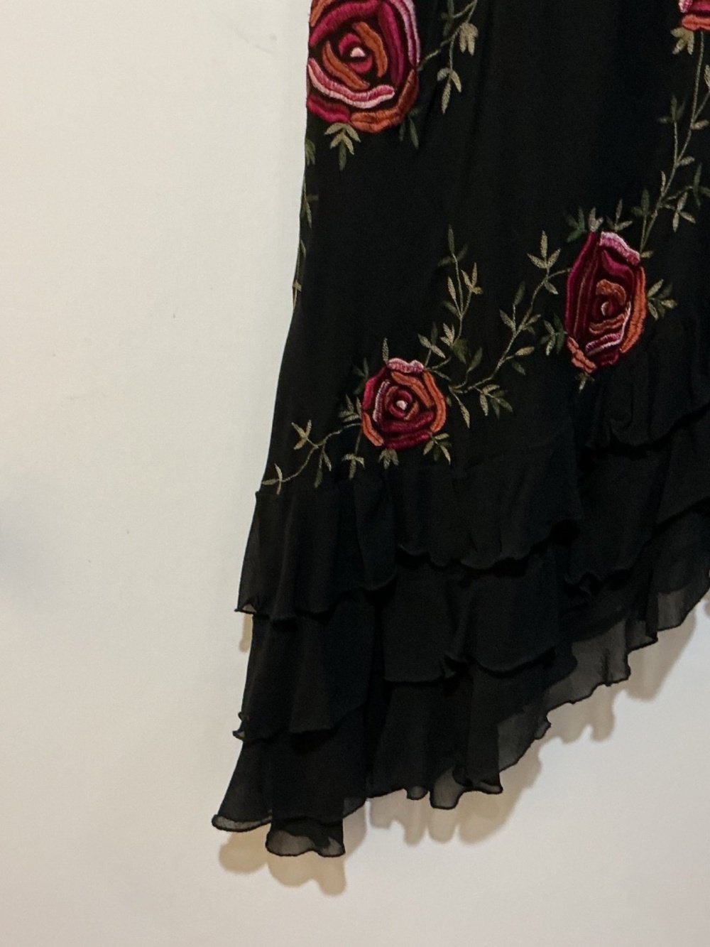 Sue Wong Black Floral Embroidered Silk Midi Dress 8 - Picture 2 of 9
